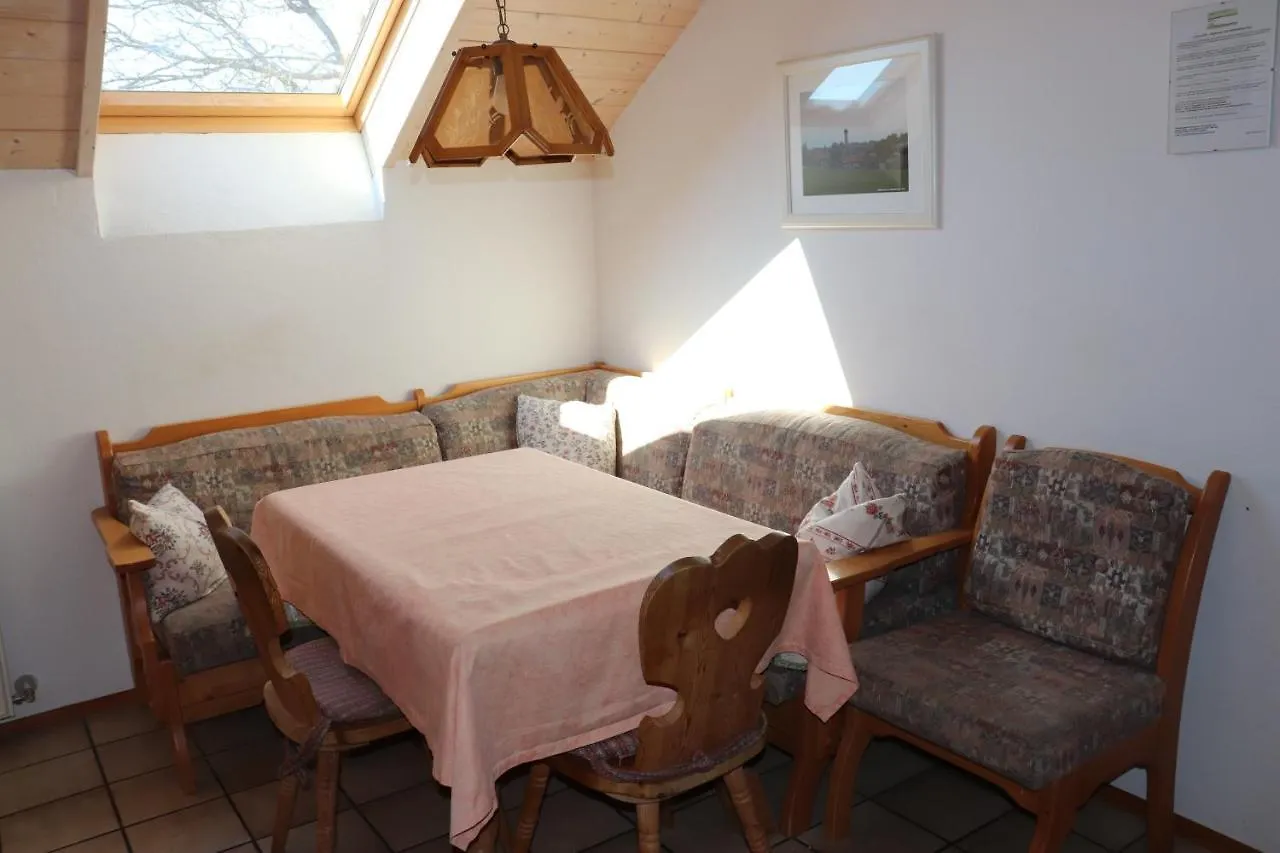 Brombergerhof Muensing Apartment Homestay